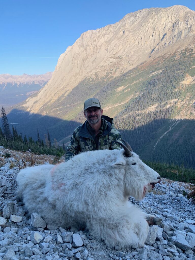 elk-valley-bighorn-game-Goats-IMG_7828-2000px-c82