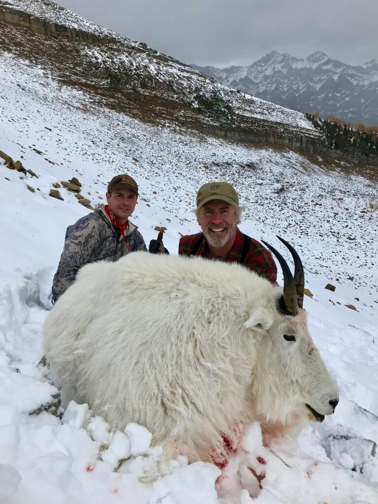 elk-valley-bighorn-game-Goats-IMG_7835-2000px-c82